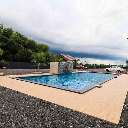 Am Transit Inn, Kuala Terengganu Zewnętrze zdjęcie
