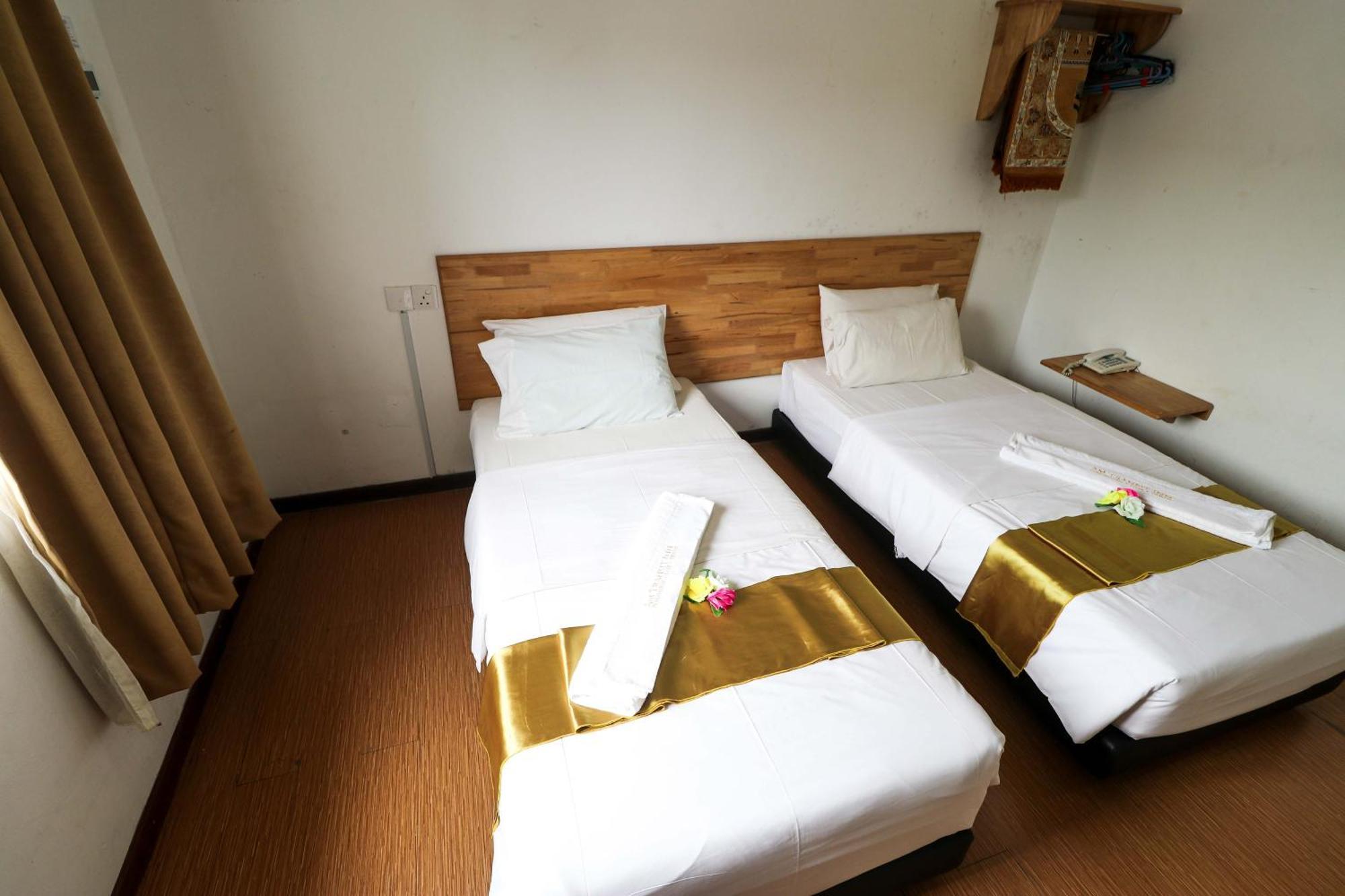 Am Transit Inn, Kuala Terengganu Zewnętrze zdjęcie