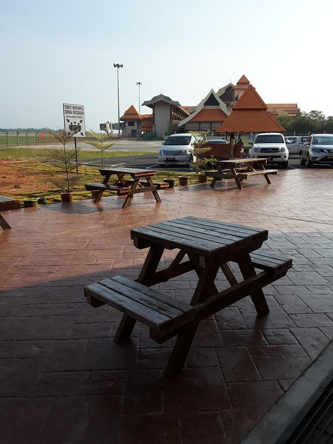 Am Transit Inn, Kuala Terengganu Zewnętrze zdjęcie