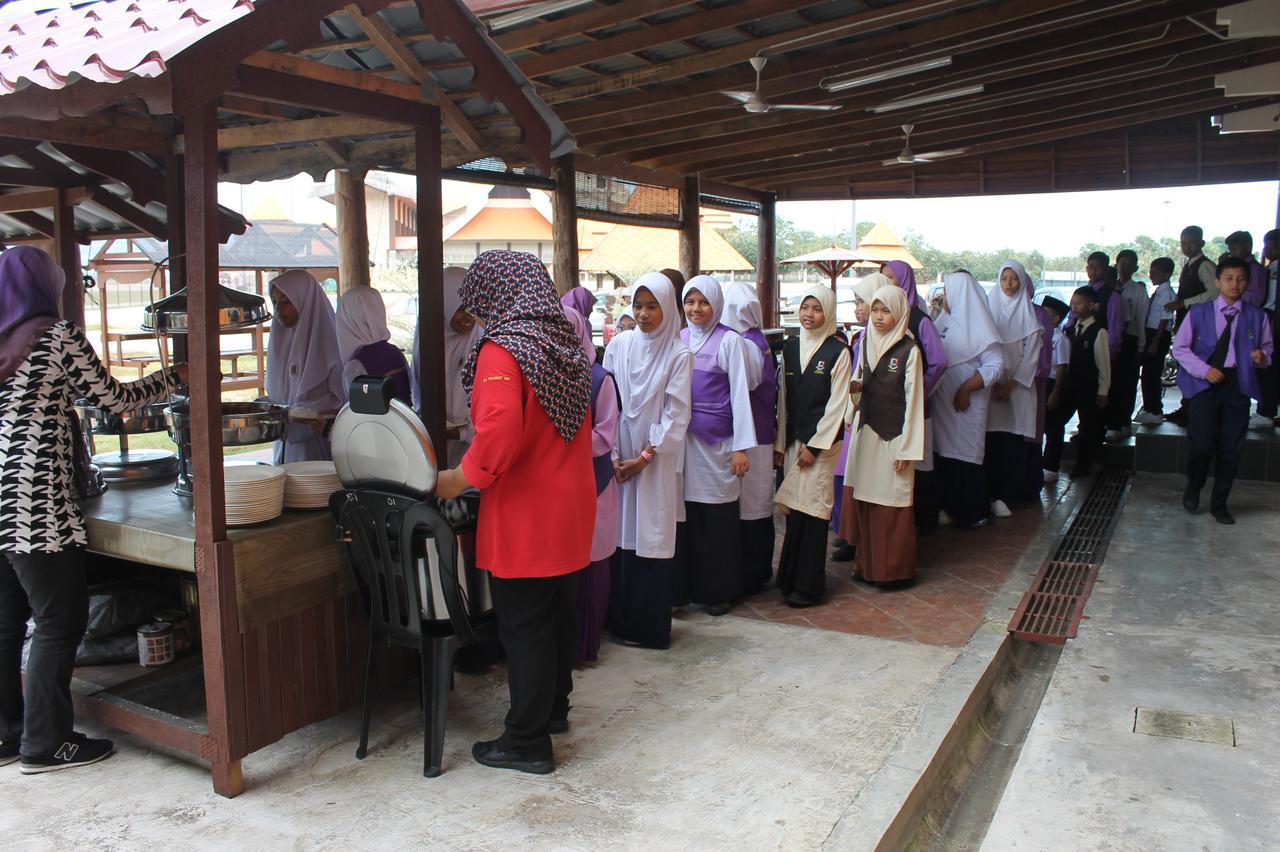 Am Transit Inn, Kuala Terengganu Zewnętrze zdjęcie